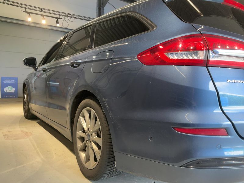 Ford Mondeo 2.0 TDCi EcoBlue Titanium — zdjęcie 3