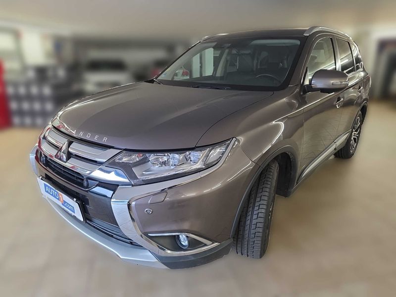 Mitsubishi Outlander 2.2 DI-D Diamant Edition 4WD — zdjęcie 2