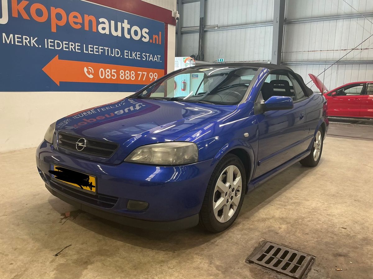 Opel Astra 2006 — photo 1