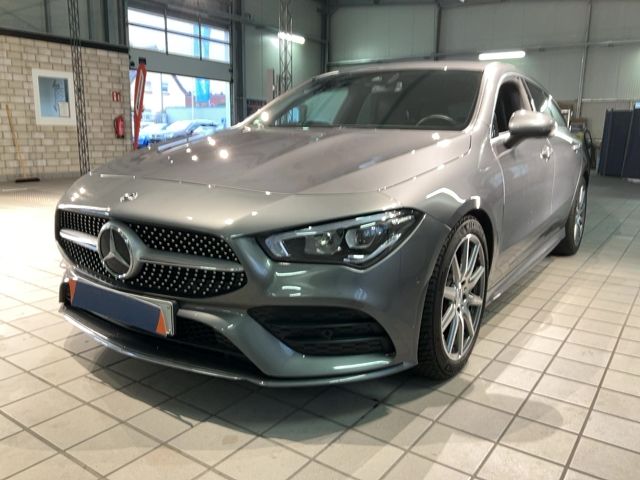 Mercedes-Benz CLA-Klasse CLA 200 d Shooting Brake AMG Line