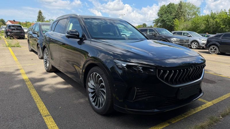 Mercedes-Benz EQC electric drive 300 kW 4Matic AMG Line — zdjęcie 6