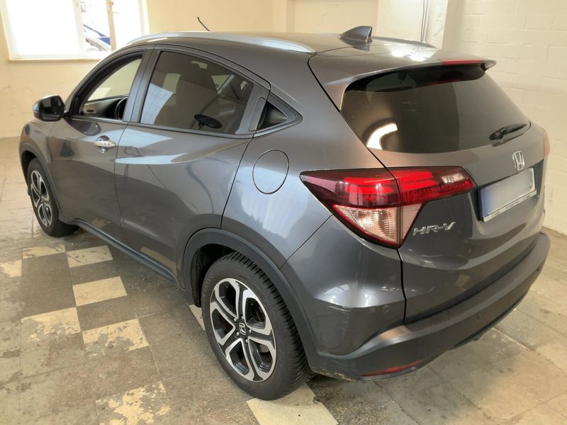 Honda HR-V 1.5 i-VTEC Elegance — zdjęcie 3