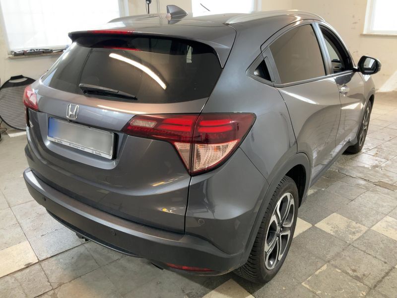 Honda HR-V 1.5 i-VTEC Elegance — zdjęcie 6