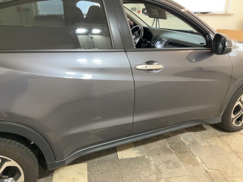 Honda HR-V 1.5 i-VTEC Elegance — zdjęcie 7