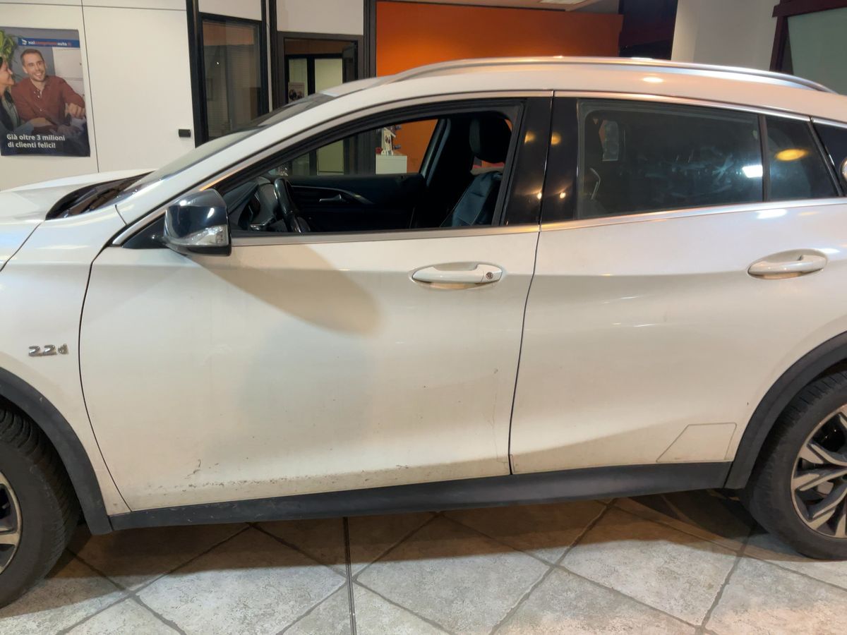 Infiniti QX30 2017 — photo 5