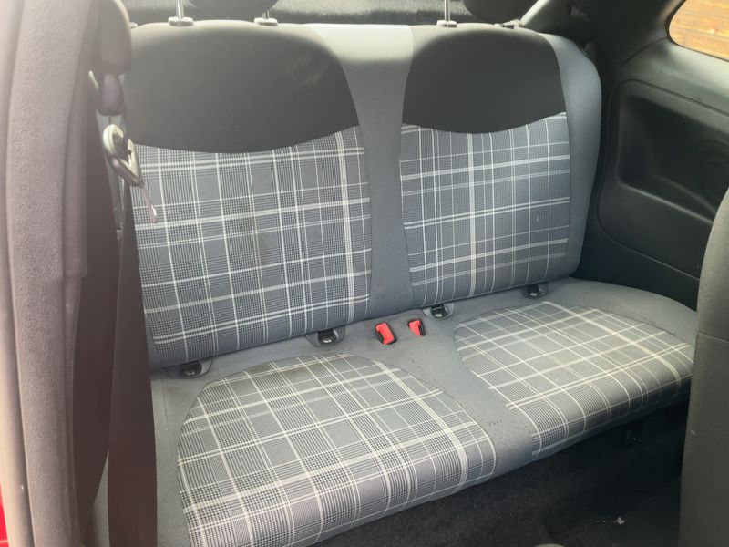 Fiat 500 1.0 Mild-Hybrid Lounge — zdjęcie 14