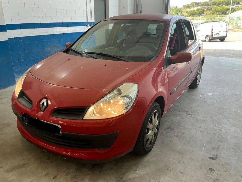 Renault Clio 1.5 dCi Emotion 2008 – снимка 1