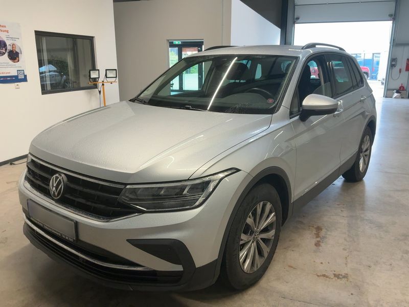 Volkswagen Tiguan 1.5 TSI ACT Life 2022 – снимка 1