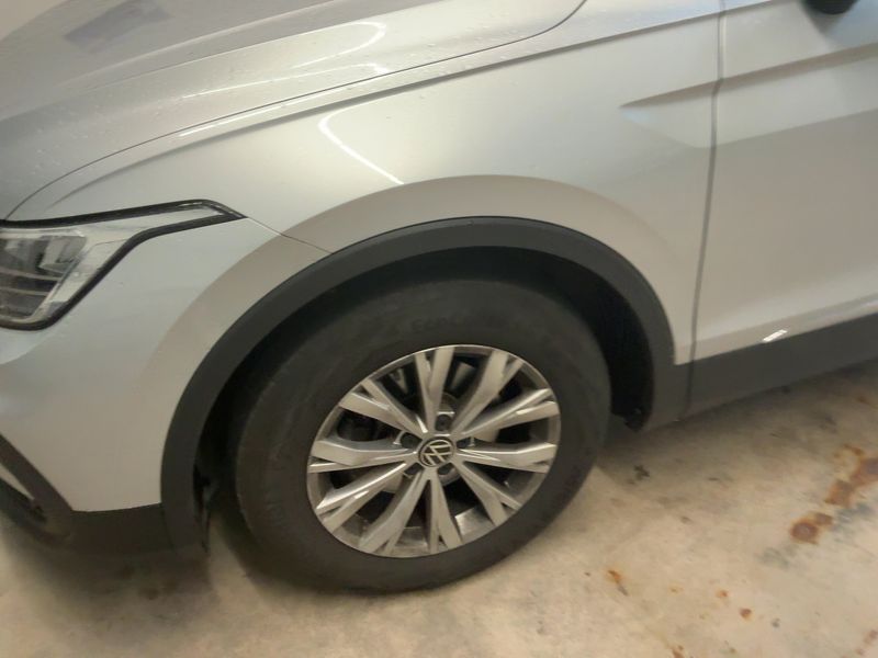 Volkswagen Tiguan 1.5 TSI ACT Life 2022 – снимка 2