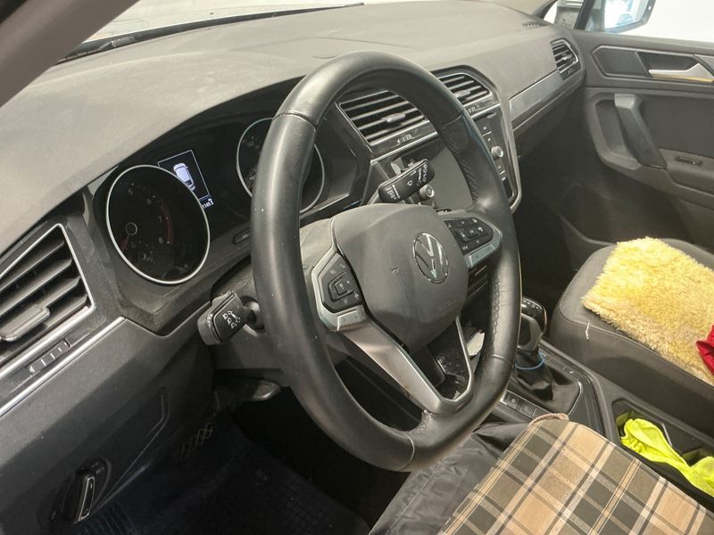 Volkswagen Tiguan 1.5 TSI ACT Life 2022 – снимка 22