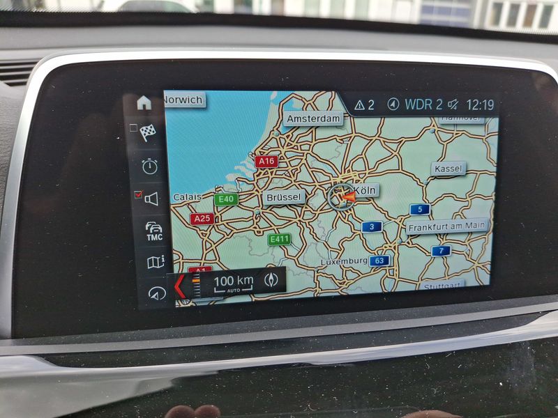 BMW X1 xDrive 20d Sport Line — zdjęcie 13