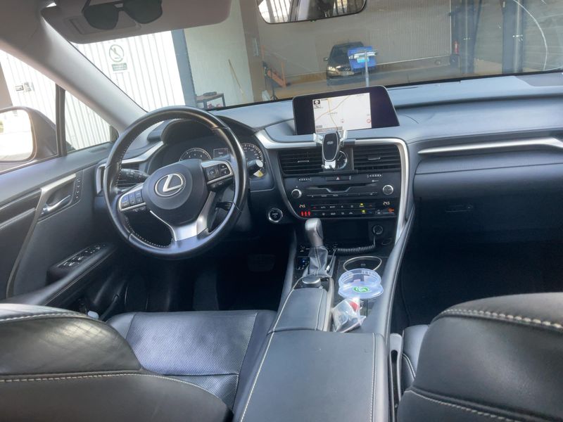 Lexus RX-Serie RX 450h Executive AWD — zdjęcie 12