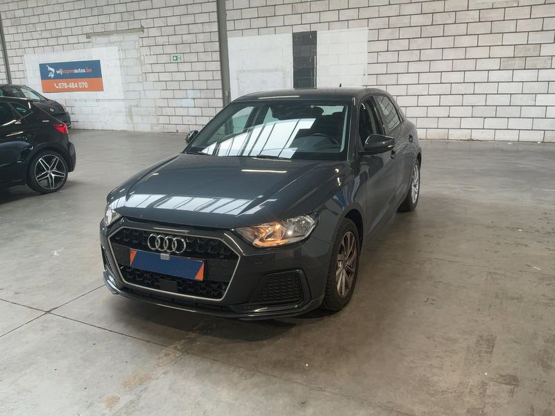 Audi A1 Sportback 30 TFSI advanced — zdjęcie 1