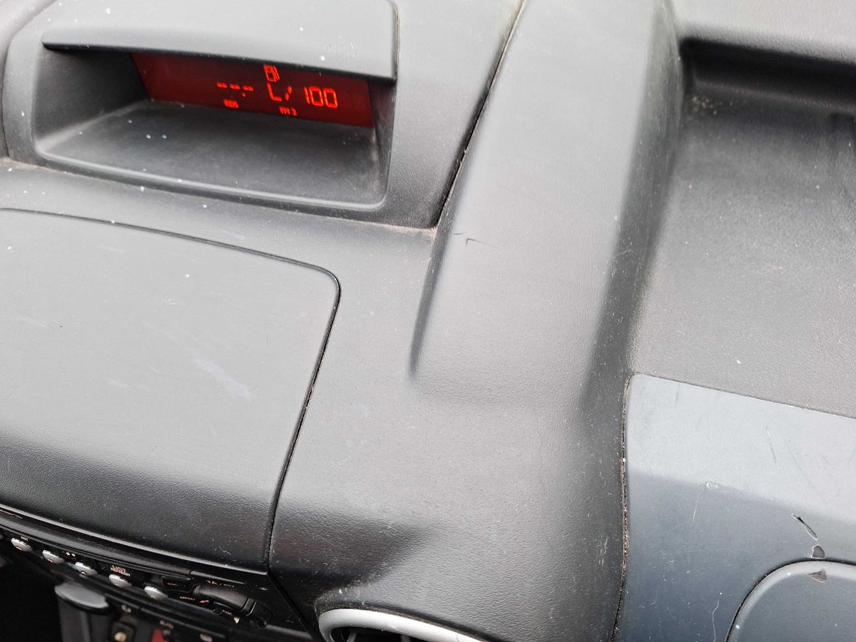 Peugeot Partner 2010 — photo 91