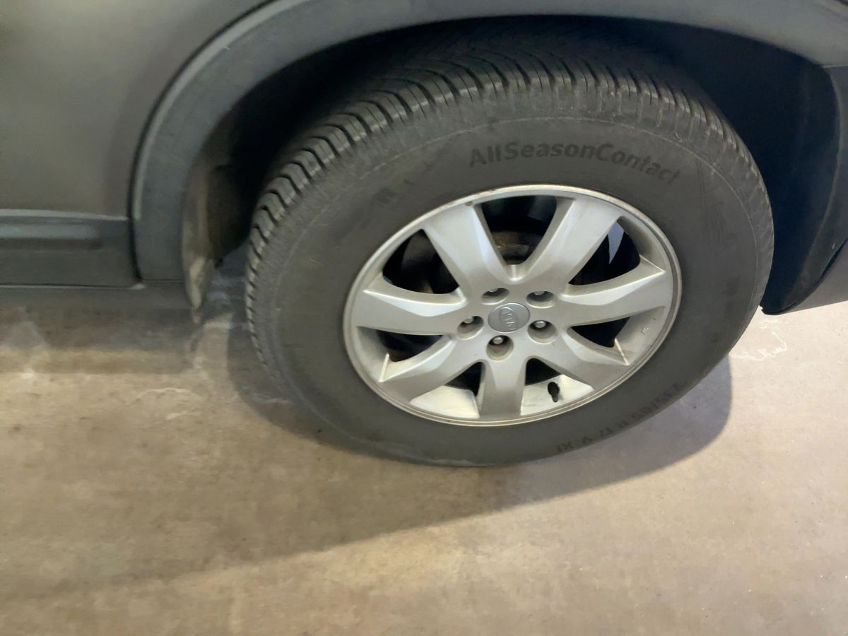 Kia Sorento 2011 — photo 6