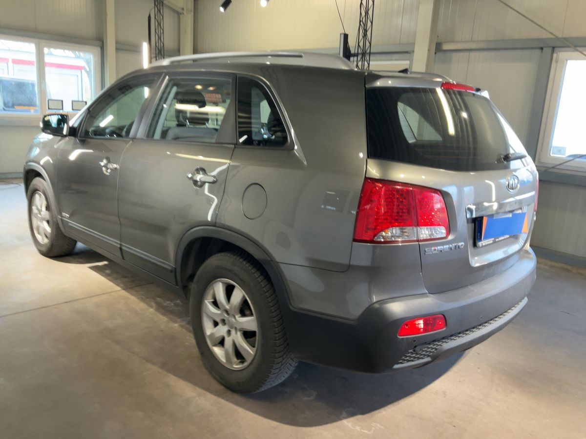 Kia Sorento 2011 — photo 7