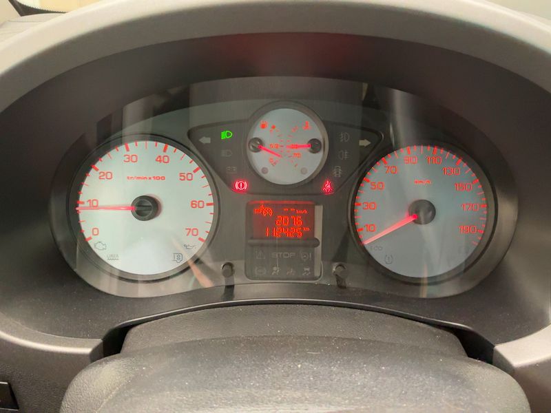Citroen Berlingo 1.6 Blue-HDi Selection — zdjęcie 13
