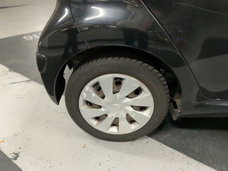 Toyota Aygo 1.0 VVT-i Dynamic 2012 – снимка 9
