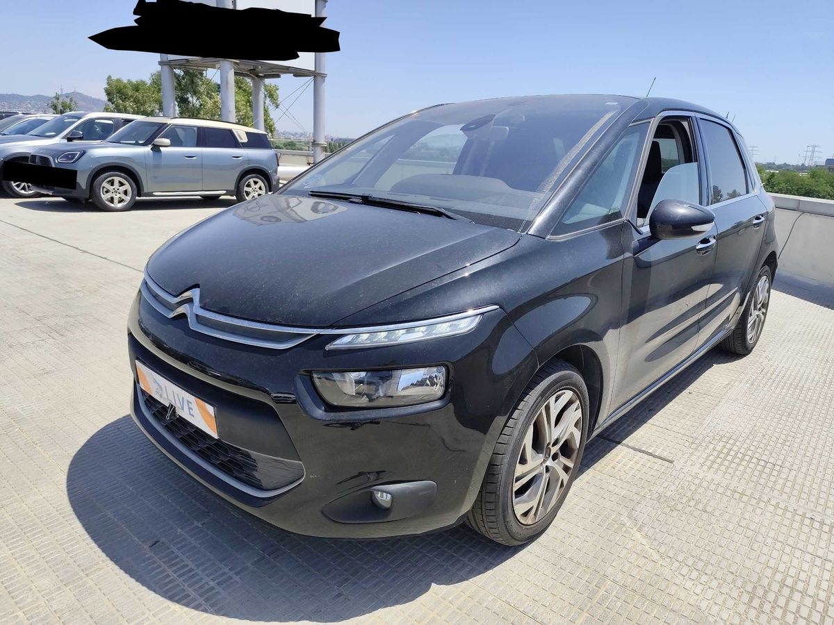 Citroen C4 2016 — photo 1