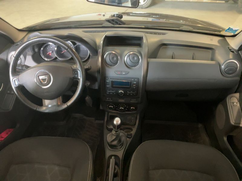 Dacia Duster 1.5 dCi Laureate 4x2 — zdjęcie 12