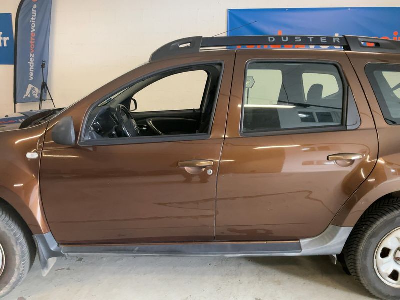 Dacia Duster 1.5 dCi Laureate 4x2 — zdjęcie 4
