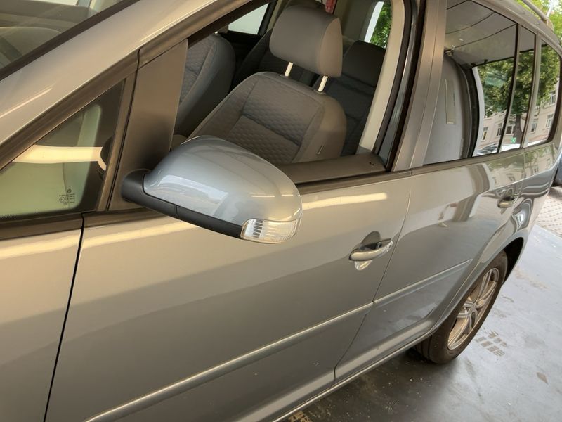 Volkswagen Touran 1.4 TSI Trendline 2009 – снимка 4