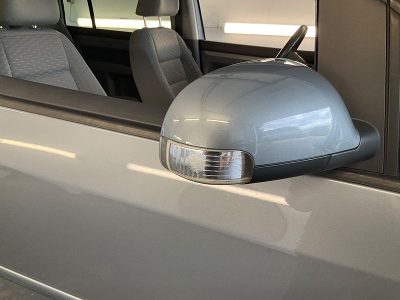 Volkswagen Touran 1.4 TSI Trendline 2009 – снимка 26
