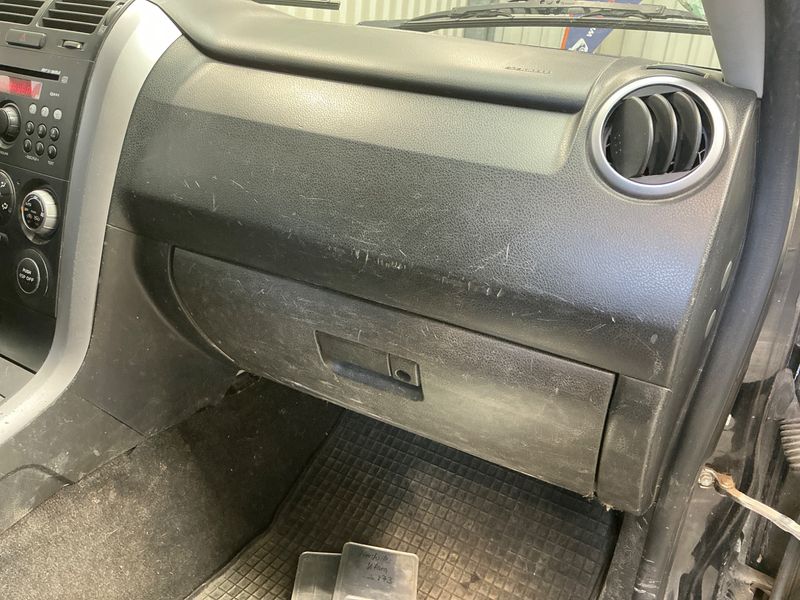 Suzuki Grand Vitara 2.0 Comfort 2008 – снимка 48