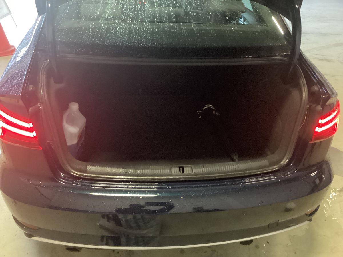Audi A3 2018 — photo 16