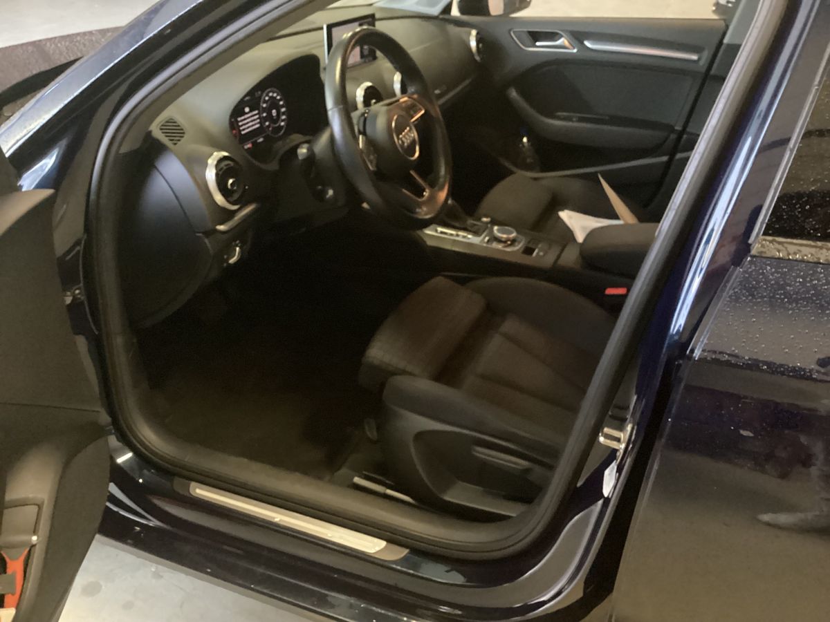 Audi A3 2018 — photo 17