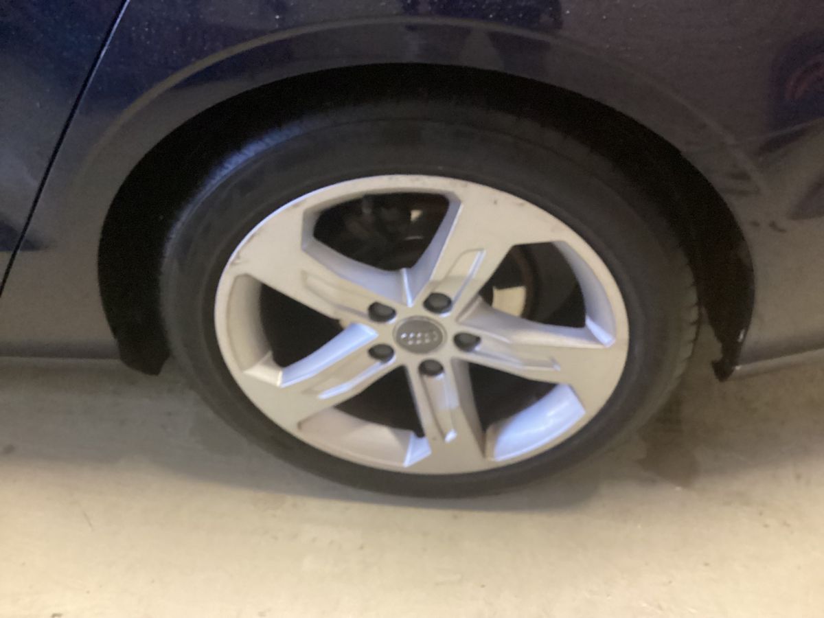 Audi A3 2018 — photo 31