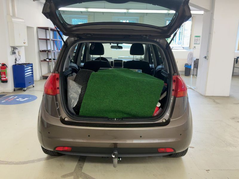 Kia Venga 1.6 Dream Team — zdjęcie 10