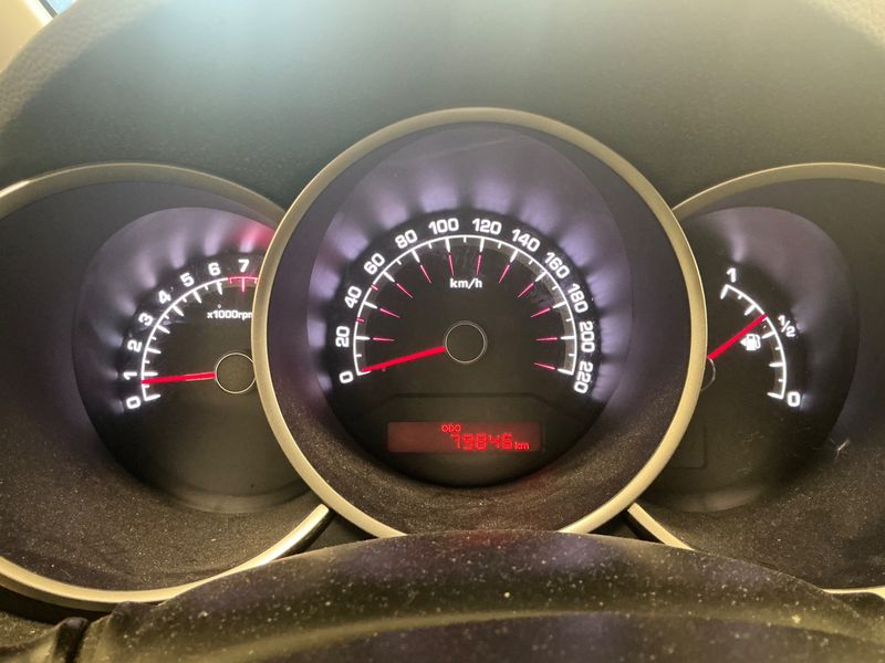 Kia Venga 1.6 Dream Team — zdjęcie 13