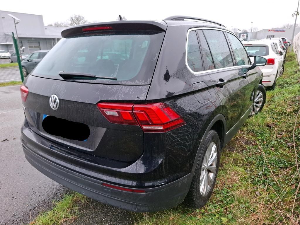 Volkswagen Tiguan 2019 — photo 6