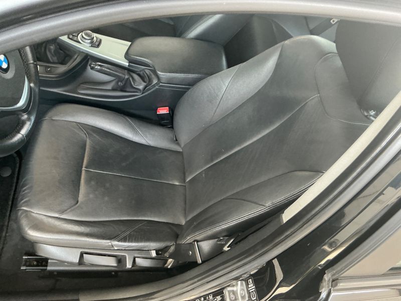 BMW 3er 318d xDrive 2014 – снимка 33