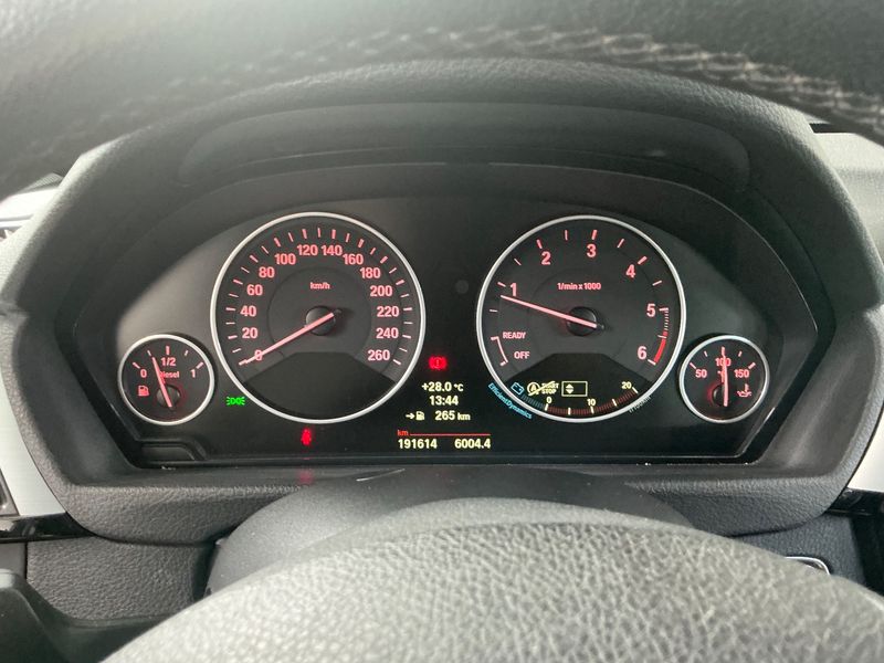 BMW 3er 318d xDrive 2014 – снимка 18