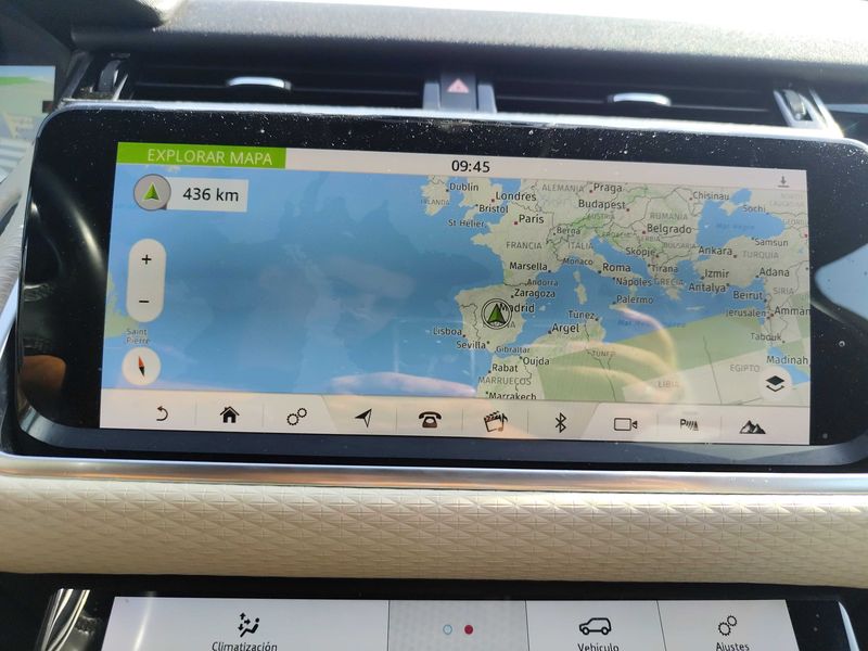 Land Rover Range Rover Velar 2.0 Diesel S R-Dynamic 2017 – снимка 13