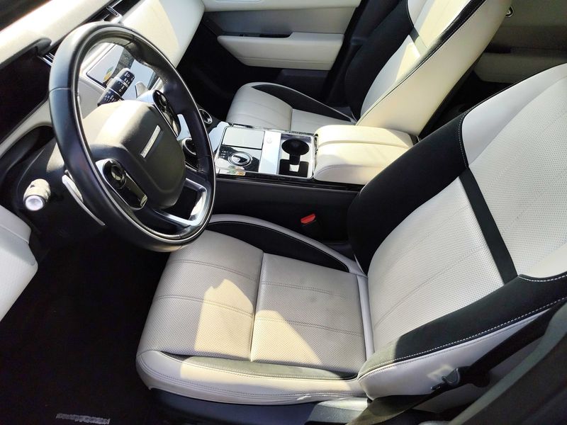 Land Rover Range Rover Velar 2.0 Diesel S R-Dynamic 2017 – снимка 19
