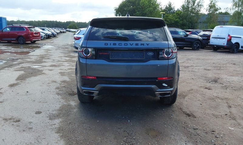 Land Rover Discovery Sport 2.0 Td4 SE AWD — zdjęcie 5