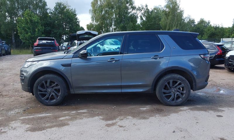 Land Rover Discovery Sport 2.0 Td4 SE AWD — zdjęcie 4