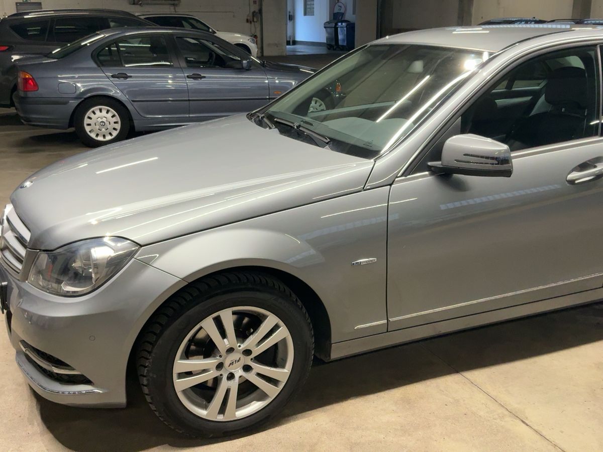 Mercedes-Benz C-Klasse C 220 CDI BlueEfficiency Avantgarde
