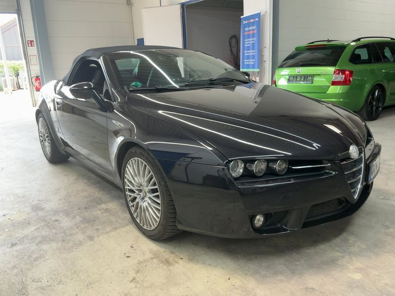 Alfa Romeo Alfa Spider 2.2 JTS Exclusive — zdjęcie 8
