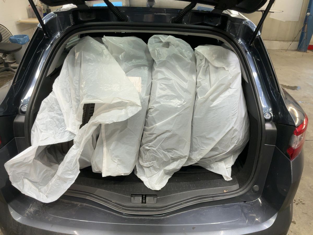 Renault Megane 2017 — photo 17