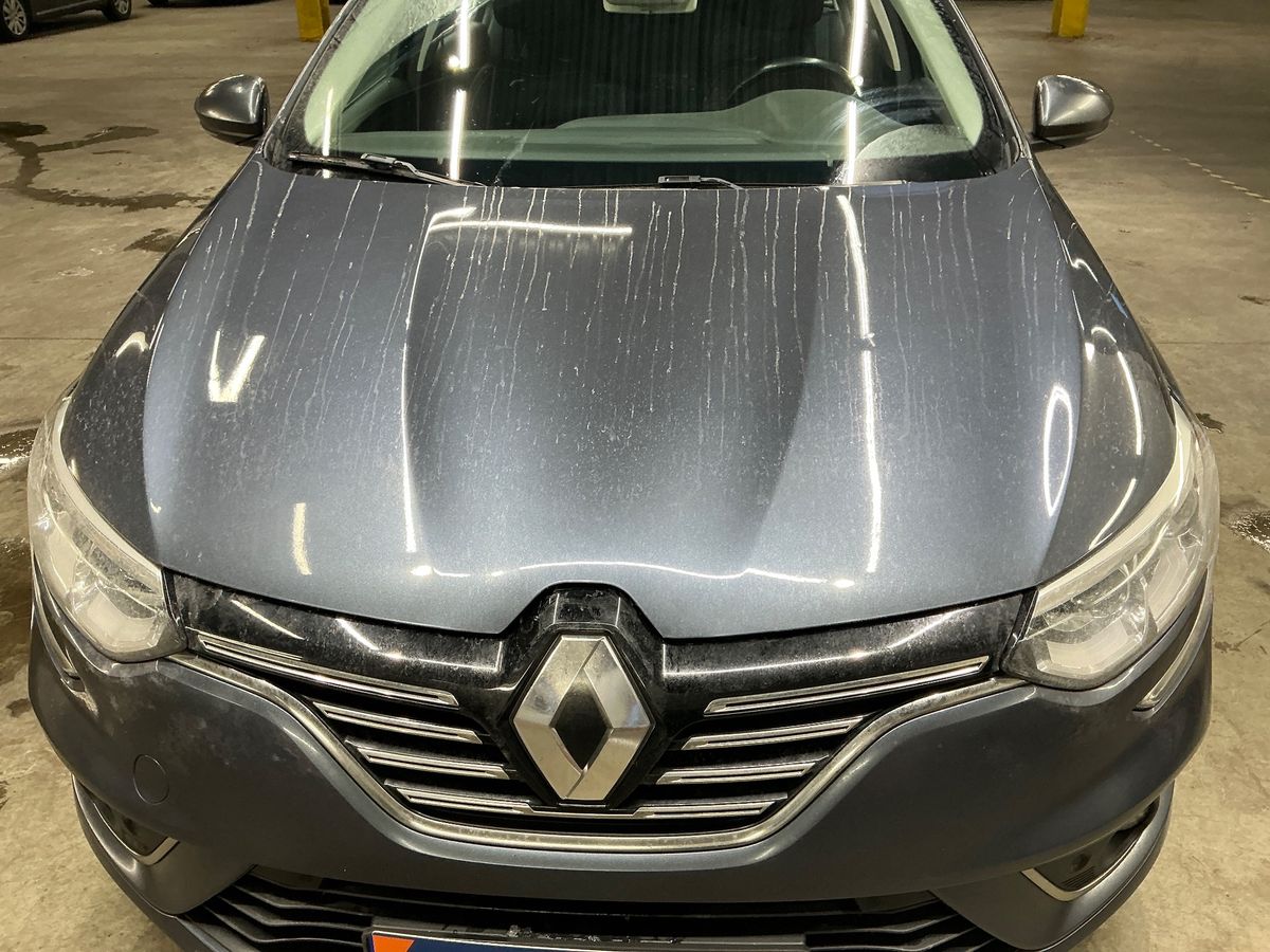 Renault Megane 2017 — photo 26