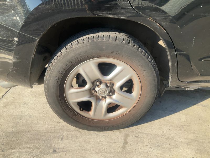 Toyota RAV 4 2.0 Active 2011 – снимка 9