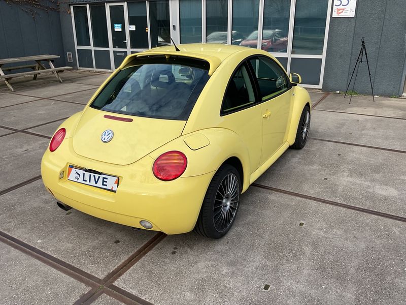 Volkswagen New Beetle 2.0 — zdjęcie 2