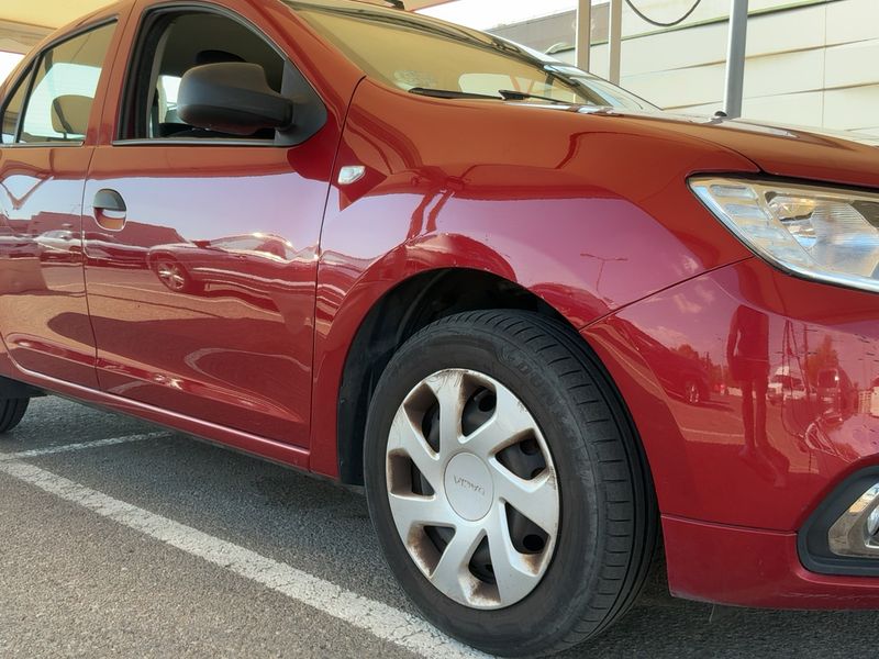 Dacia Logan 0.9 TCe LPG Essential — zdjęcie 8