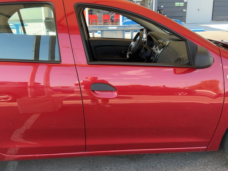 Dacia Logan 0.9 TCe LPG Essential — zdjęcie 7