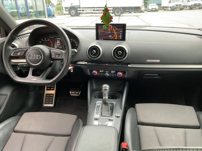 Audi A3 Limousine 1.0 TFSI Sport — zdjęcie 12