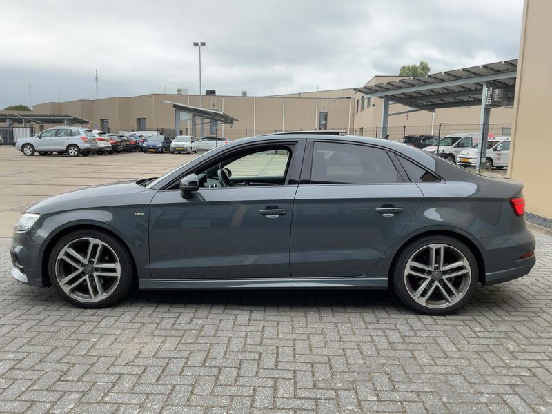 Audi A3 Limousine 1.0 TFSI Sport — zdjęcie 4